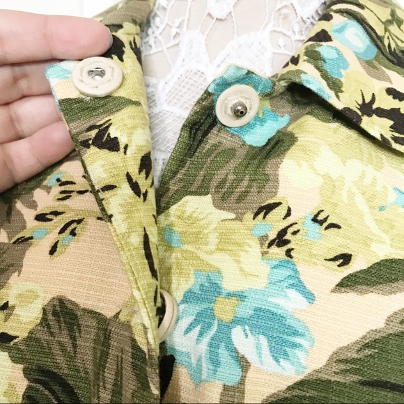 5/$25 Ann Taylor Loft Floral Tropical Blazer - Picture 5 of 7